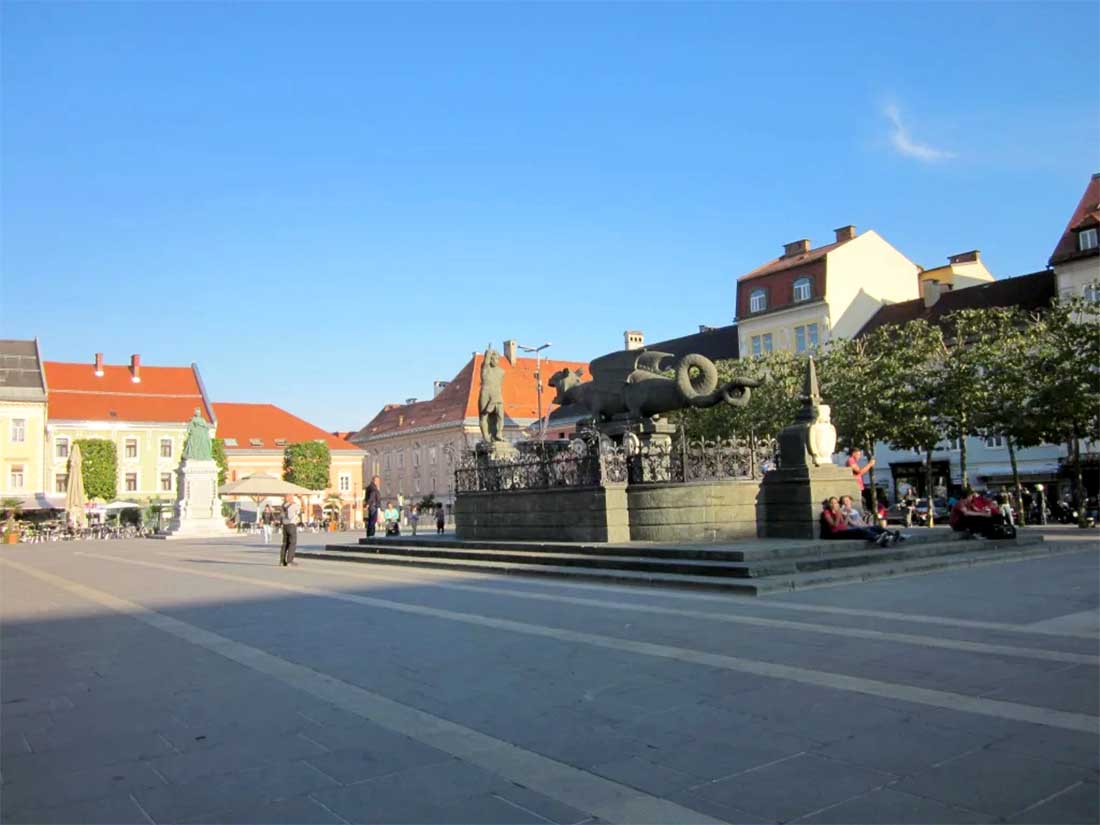 Neuer Platz