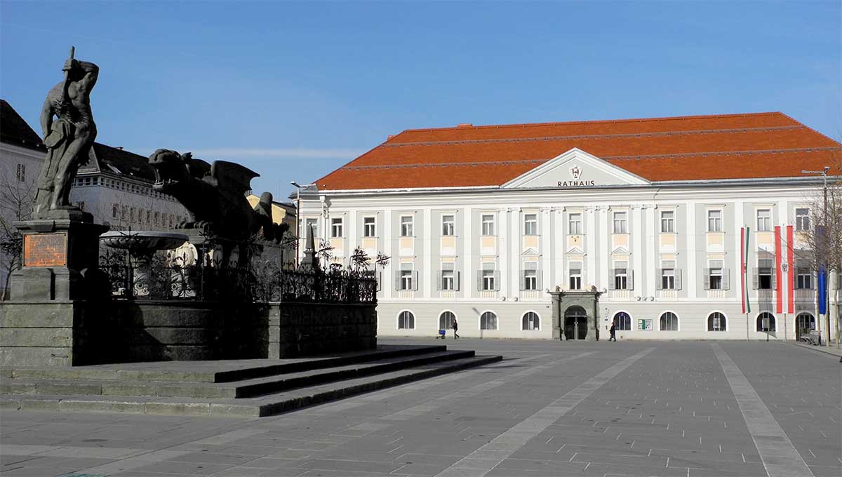 Neuer Platz